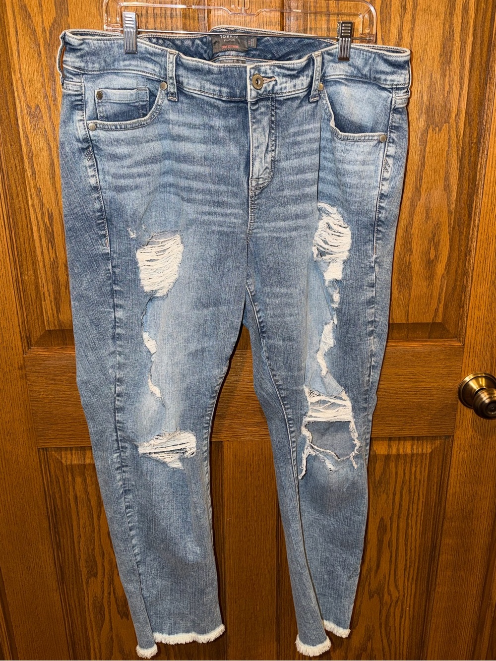 Torrid Crop Boyfriend Jeans – Size 16